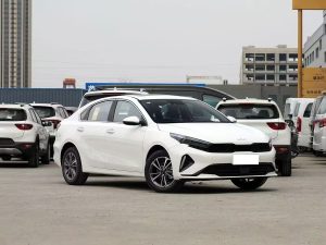 2024 for Kia K3 Luxury Intelligent Edition Fuel-Efficient 1.5L CVT Used Gasoline Urban Commuter Car for Daily Manual Automatic — image 3