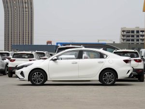 2024 for Kia K3 Luxury Intelligent Edition Fuel-Efficient 1.5L CVT Used Gasoline Urban Commuter Car for Daily Manual Automatic — image 5