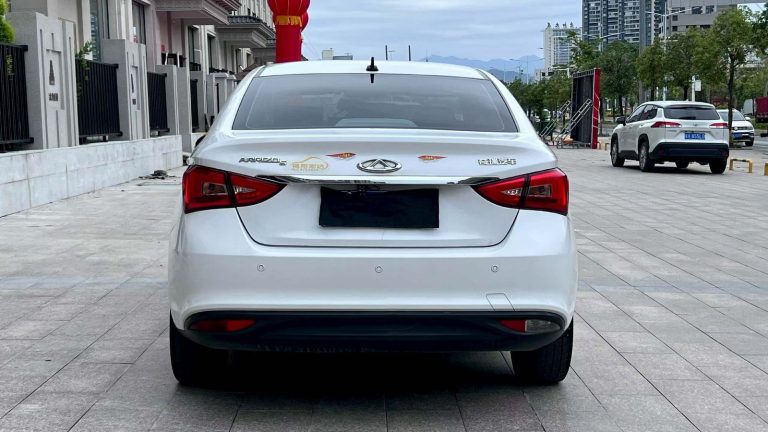 Second Hand Cars Top Selling Chery Arrizo 5 PRO 2021 1.5L CVT Engine CVT Transmission Second-hand Fuel Car detail image 1