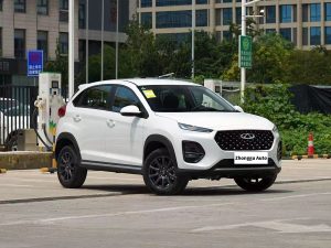 Wholesale Cheap Price 2024 Chery Tiggo 3x Chinese Brand Sunroof 1.5l Automatic Transmission Compact Left Hand Drive Suv Car — image 3